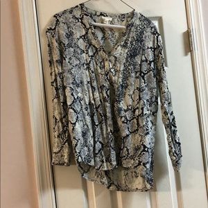 Joie soft 3/4 sleep button up blouse